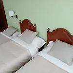Pilones Szálloda *