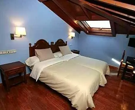 Pilones Hotel Infiesto