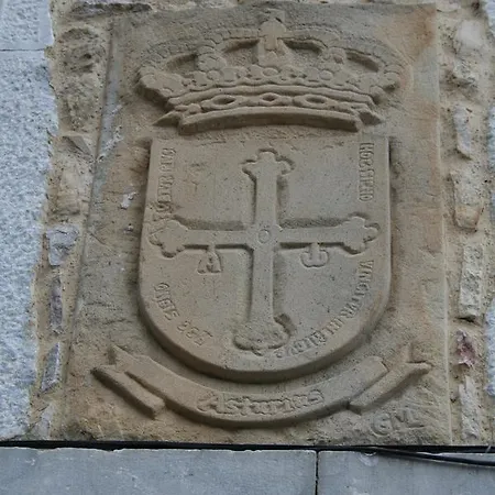 Pilones Hotel Infiesto