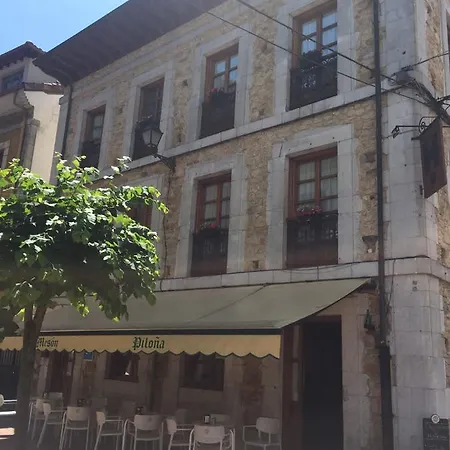 Pilones Hotel Infiesto